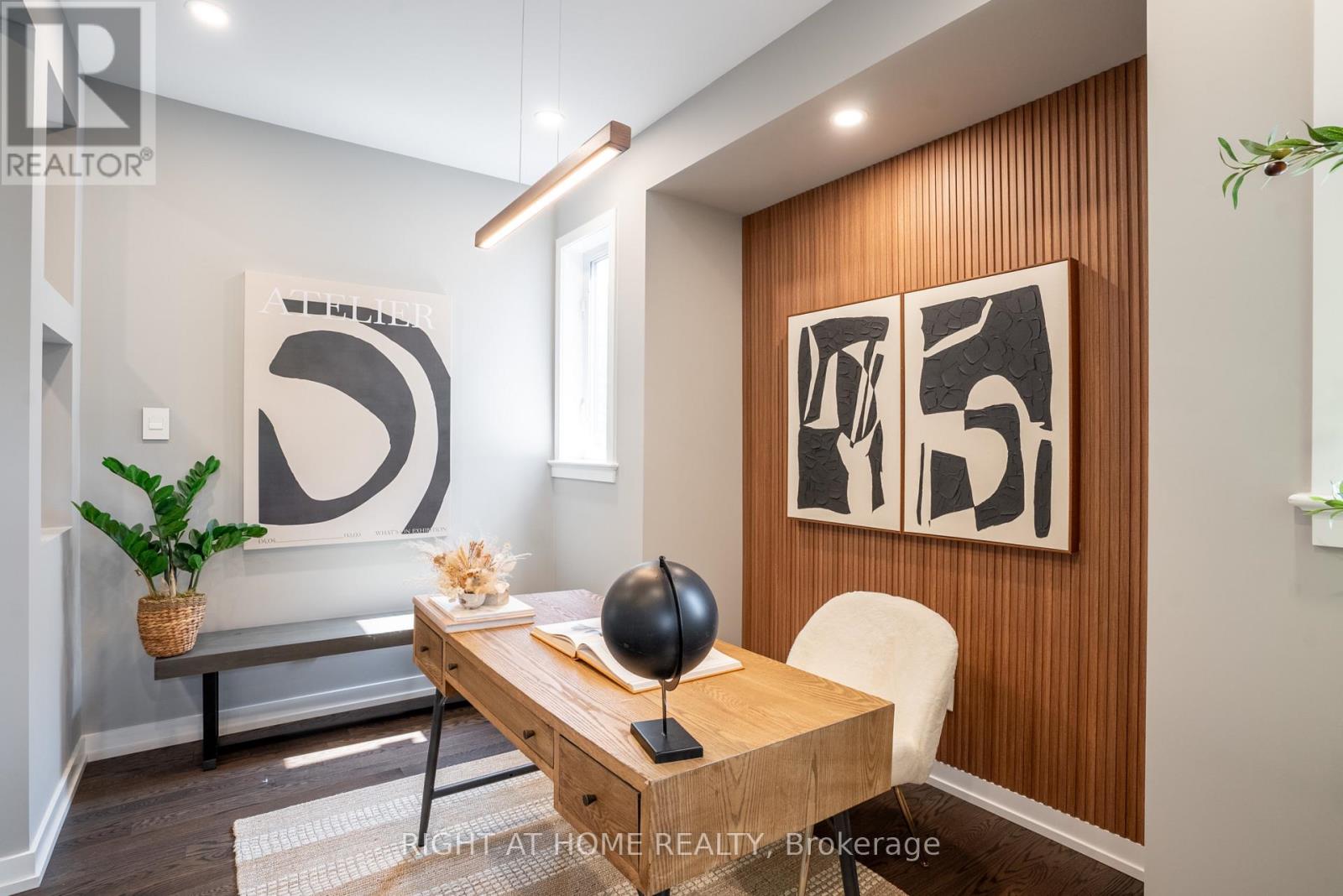 345 Andalusian Crescent