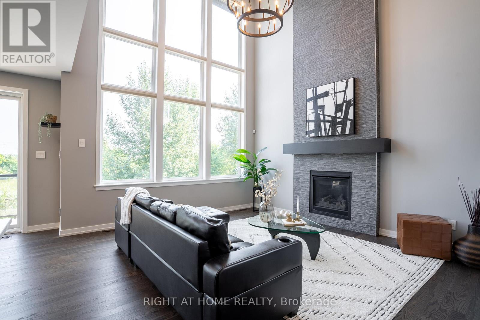 345 Andalusian Crescent