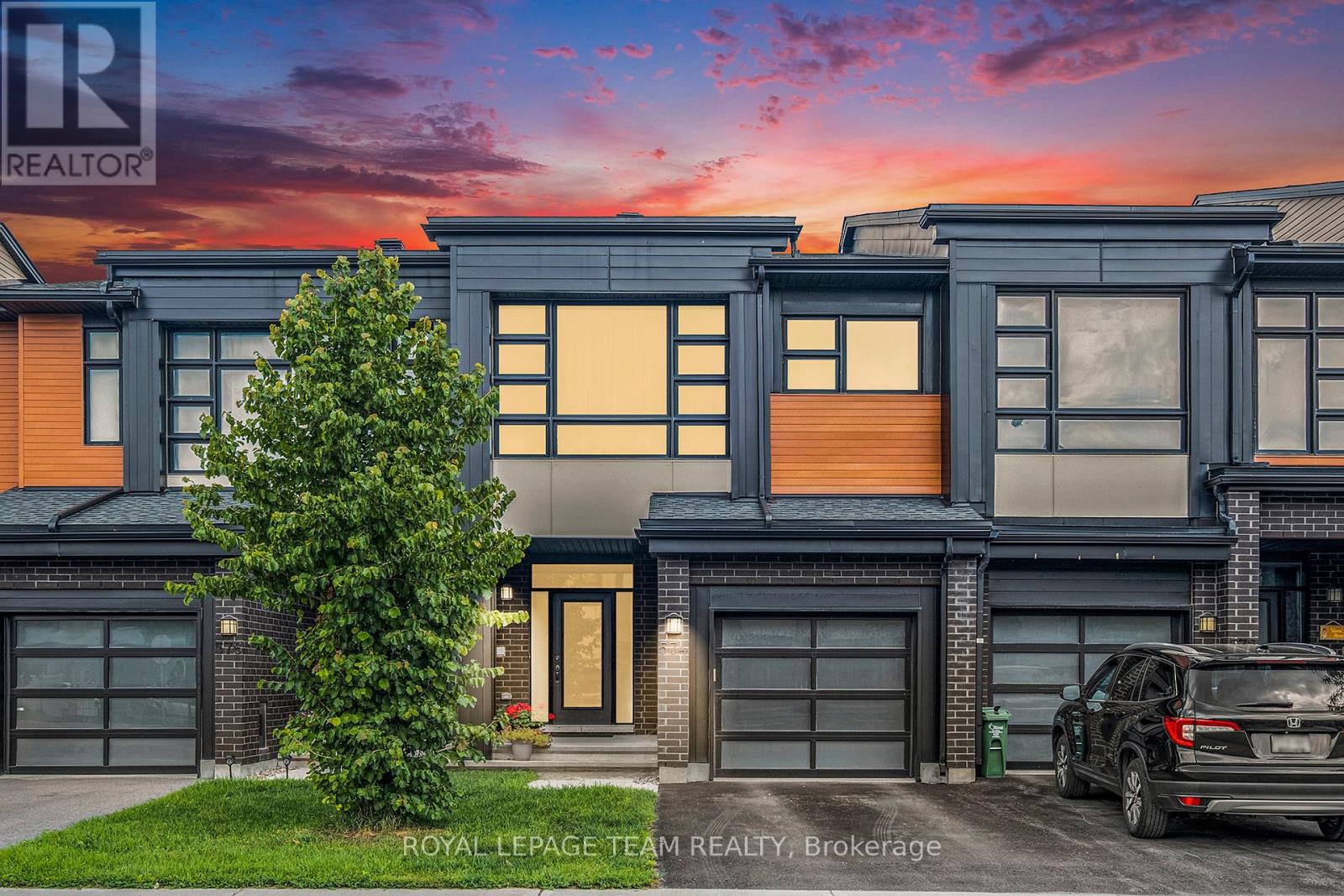574 Triangle Street