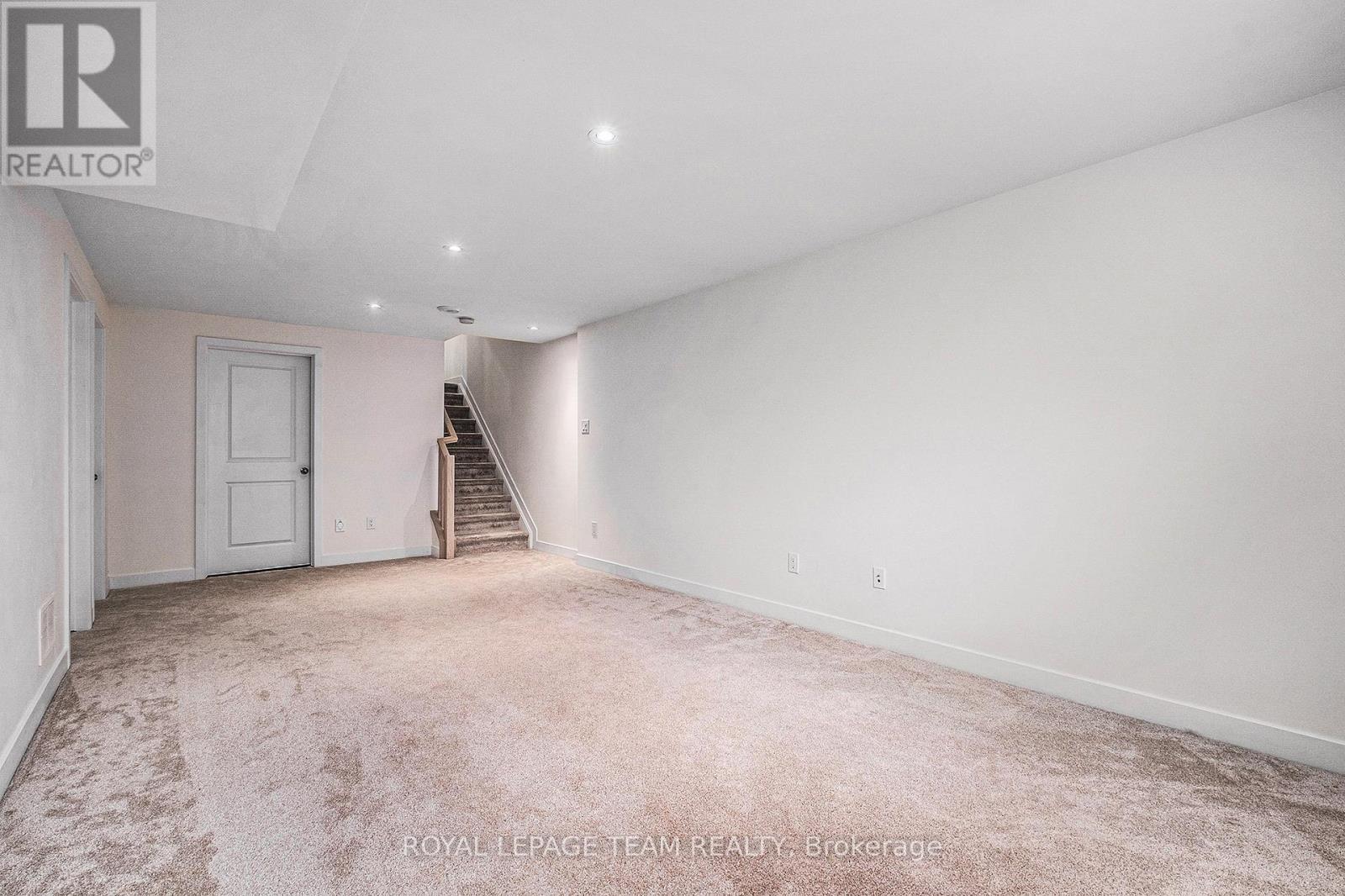 574 Triangle Street