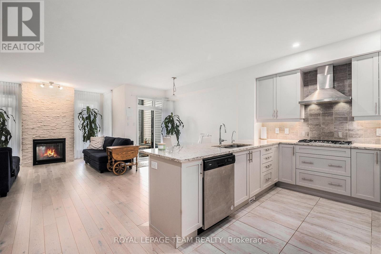 574 Triangle Street