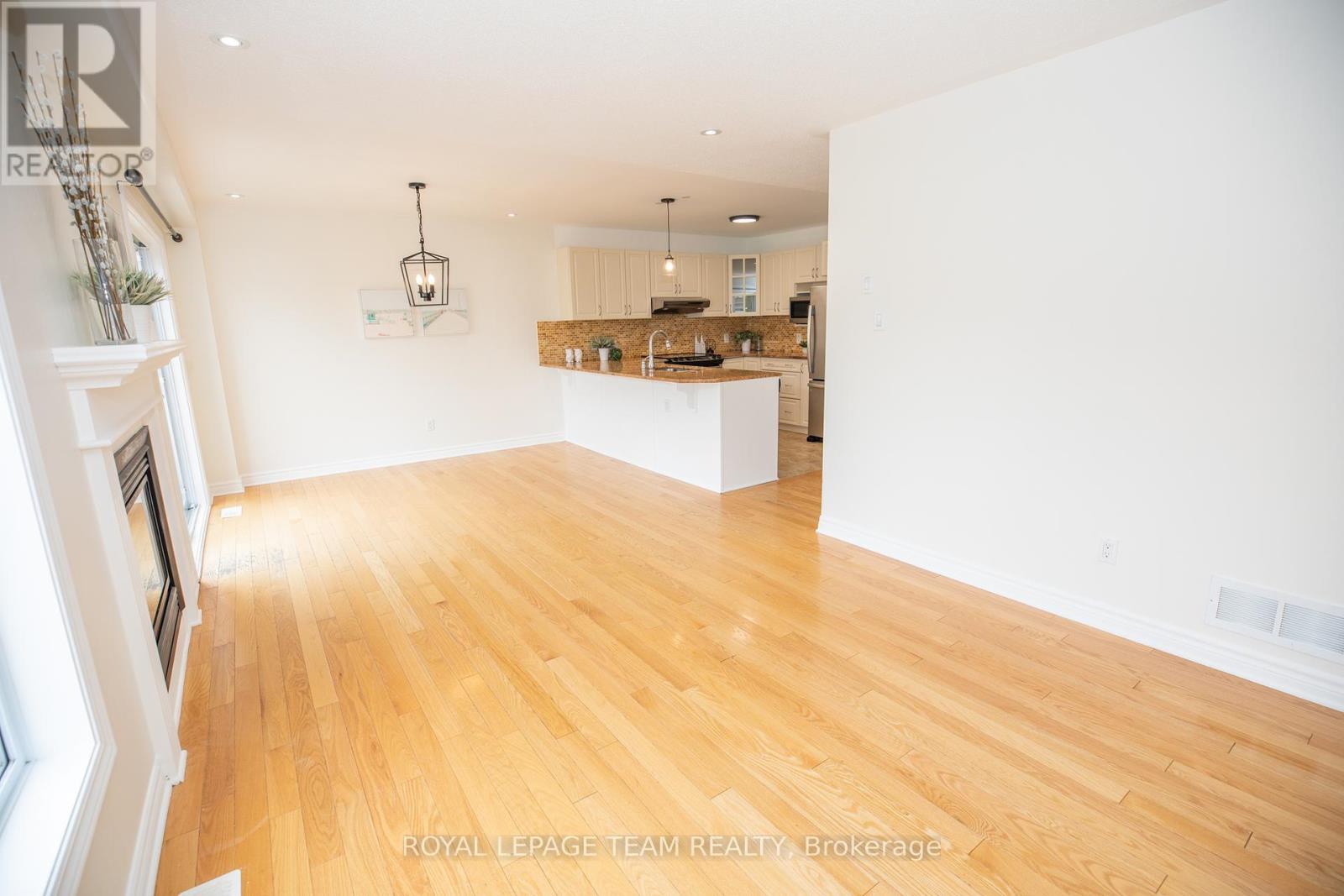 687 Paul Metivier Drive