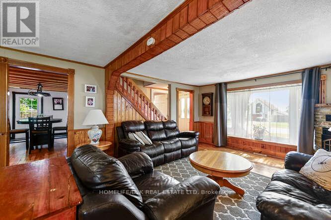 5242 Algonquin Road