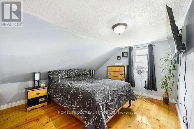 5242 Algonquin Road
