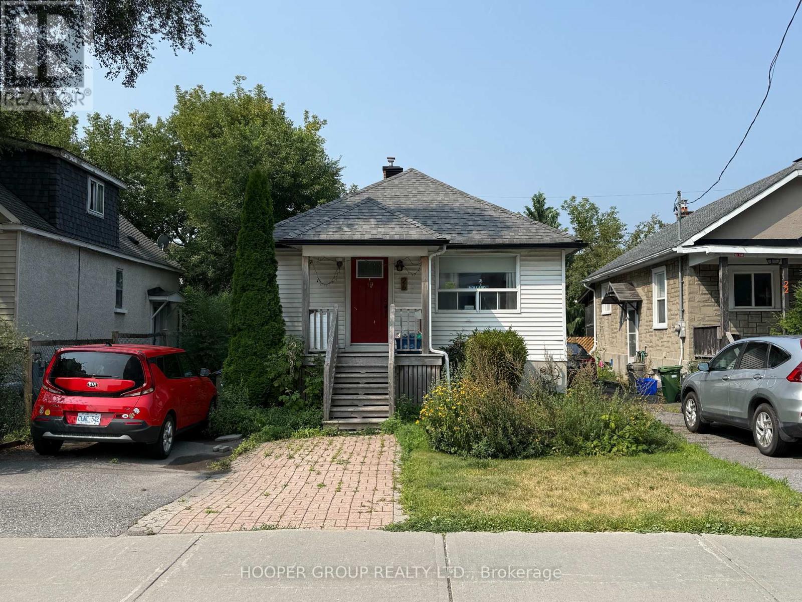 26 Holland Avenue