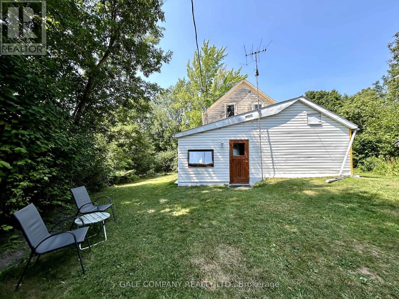 212 Blakeney Road