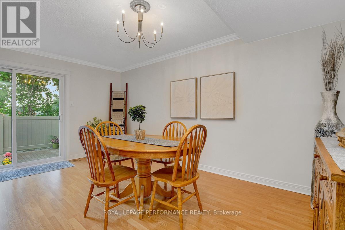 22 - 550 Straby Avenue