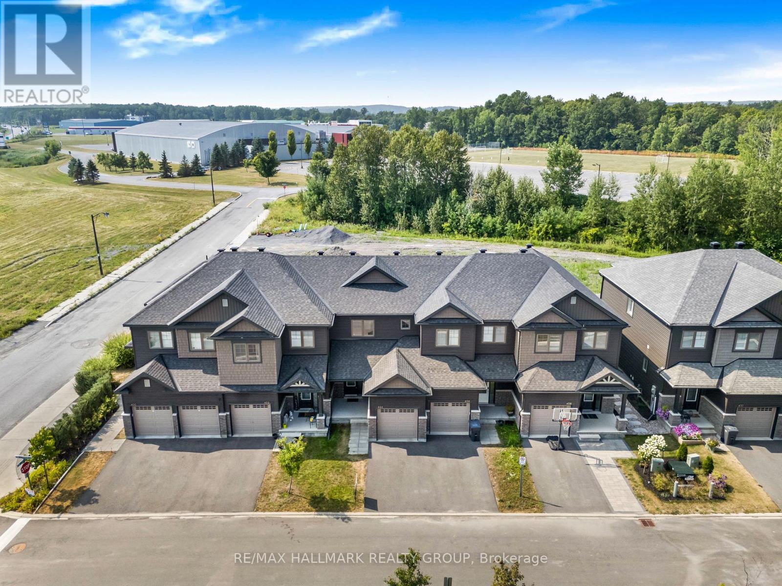 404 Premiere Lane