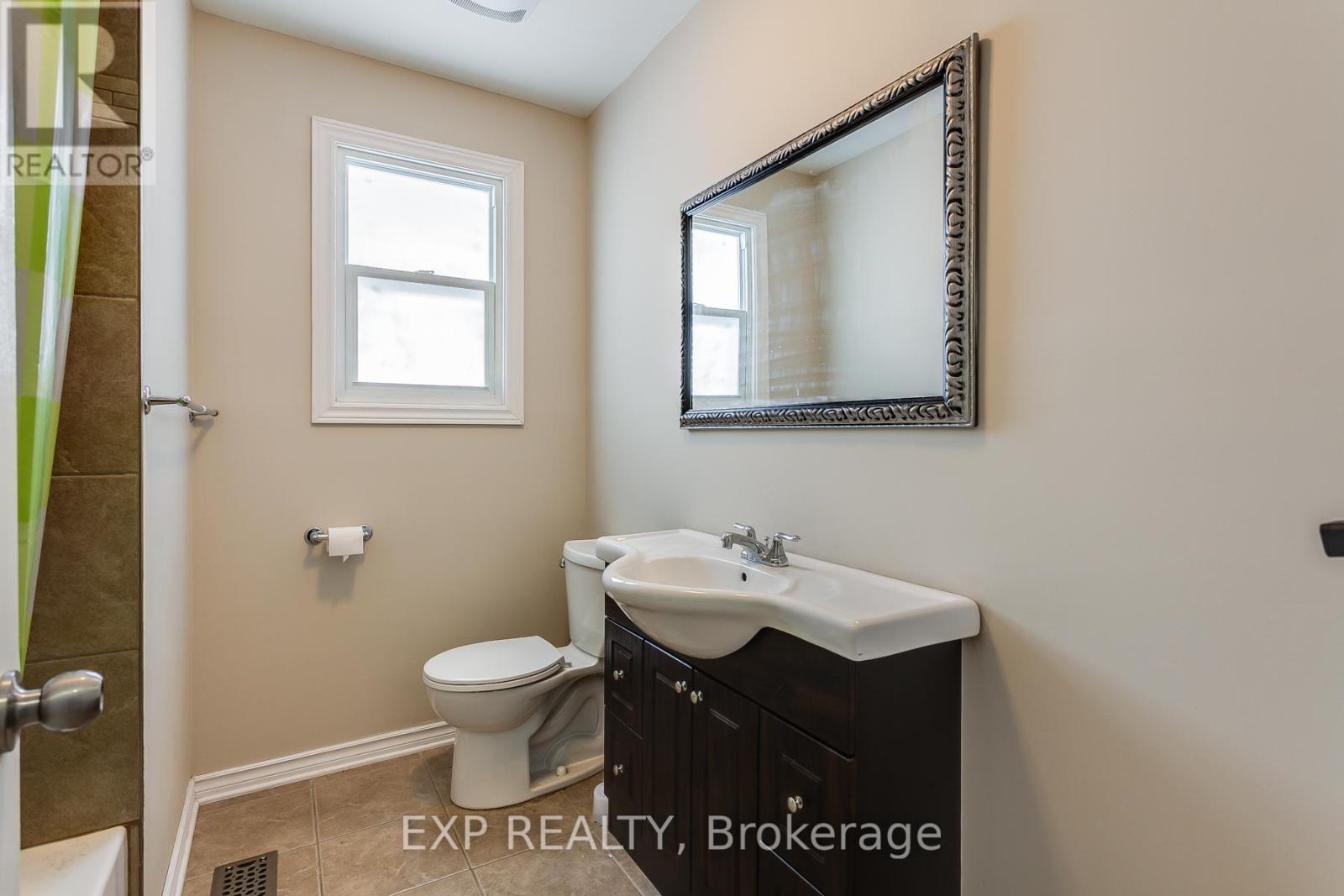 655 Gardenvale Road W