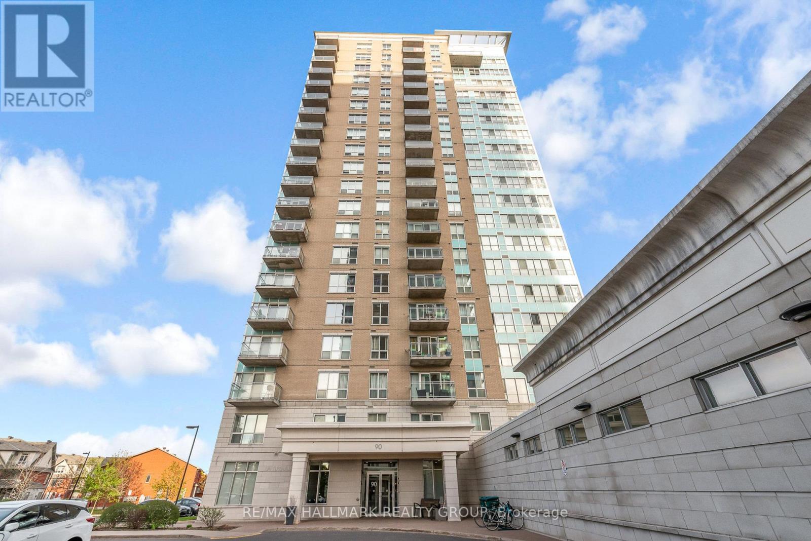 1602 - 90 Landry Street