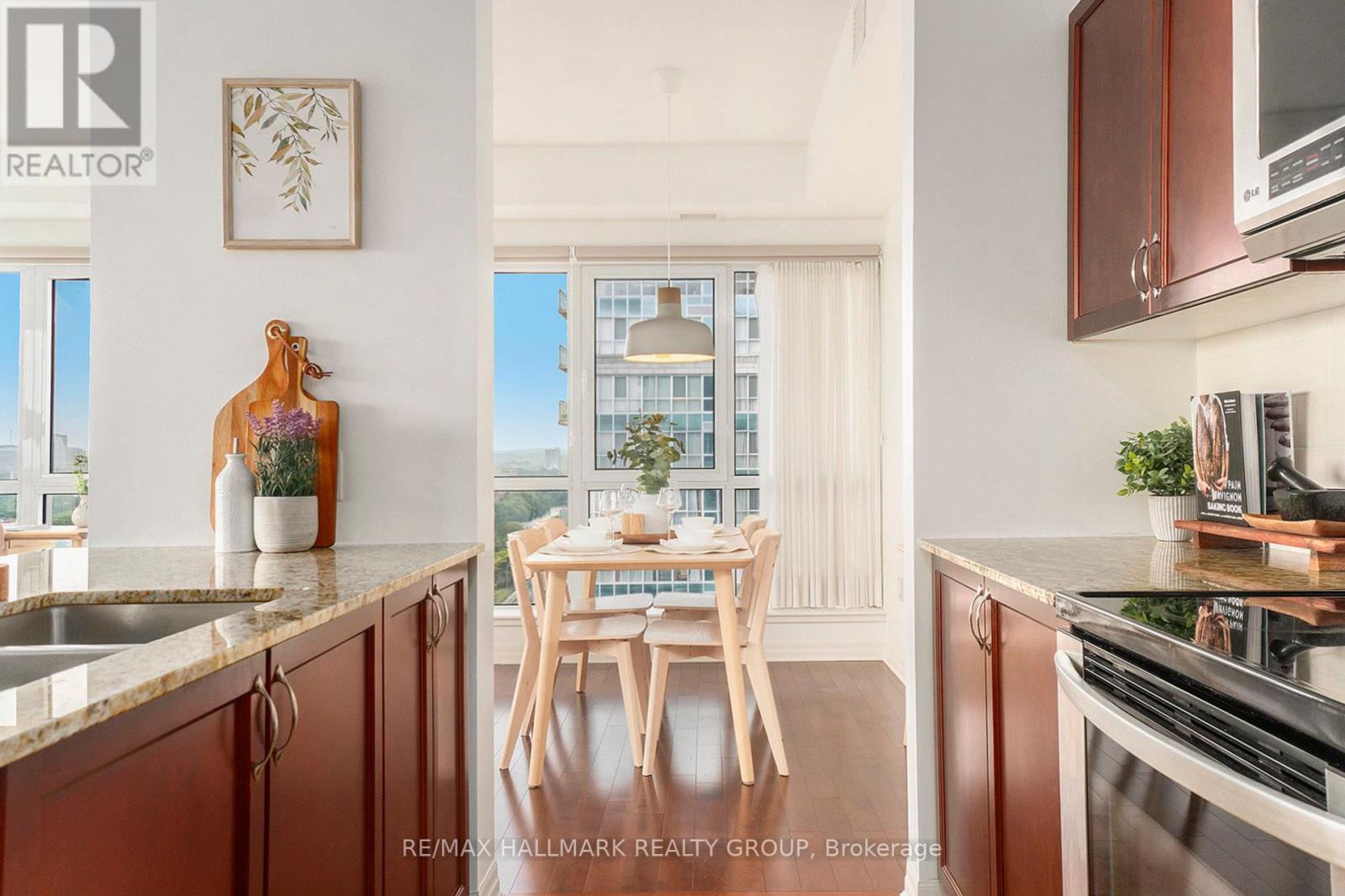 1602 - 90 Landry Street
