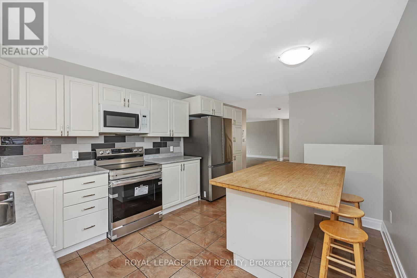 28 Barnhart Drive