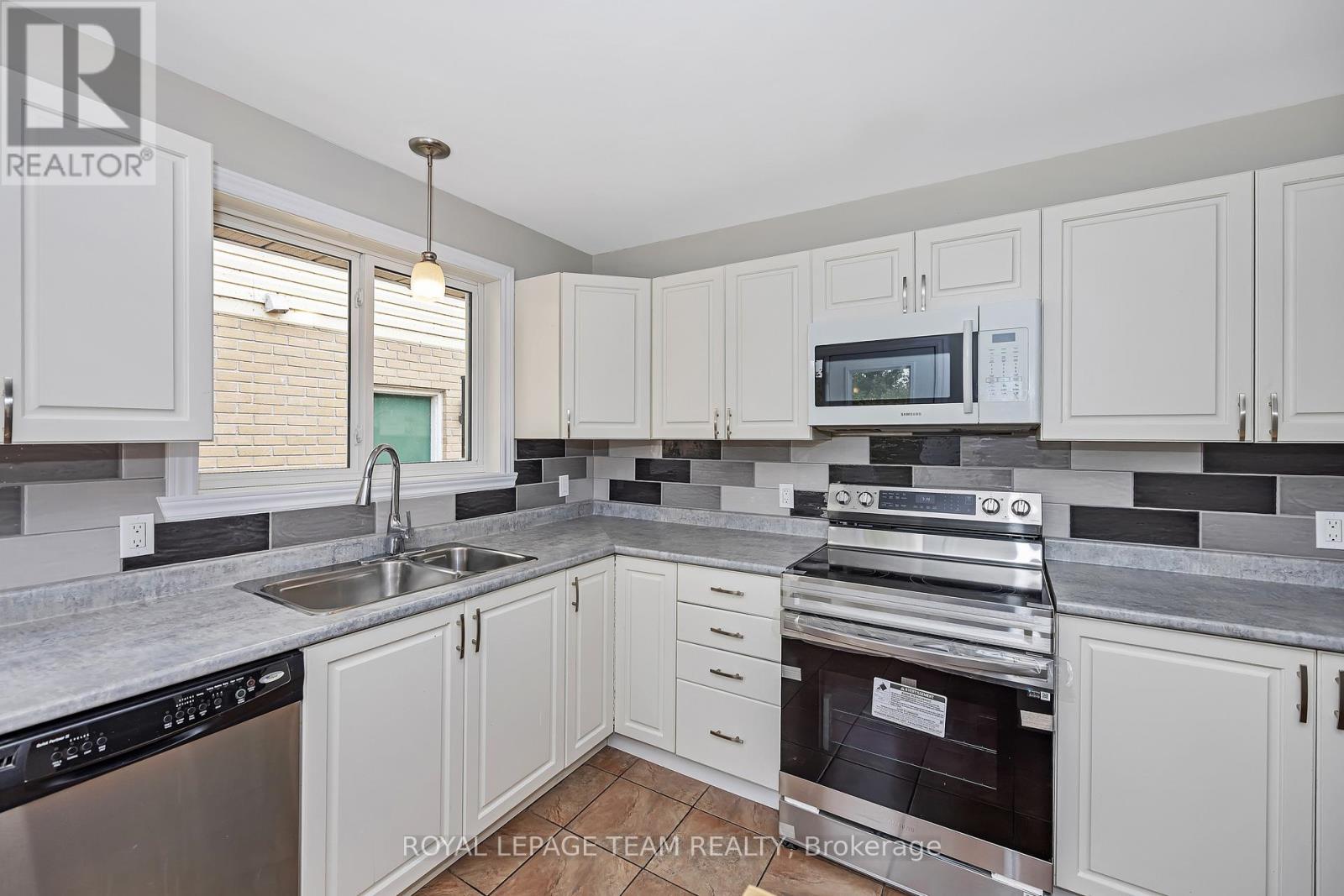 28 Barnhart Drive