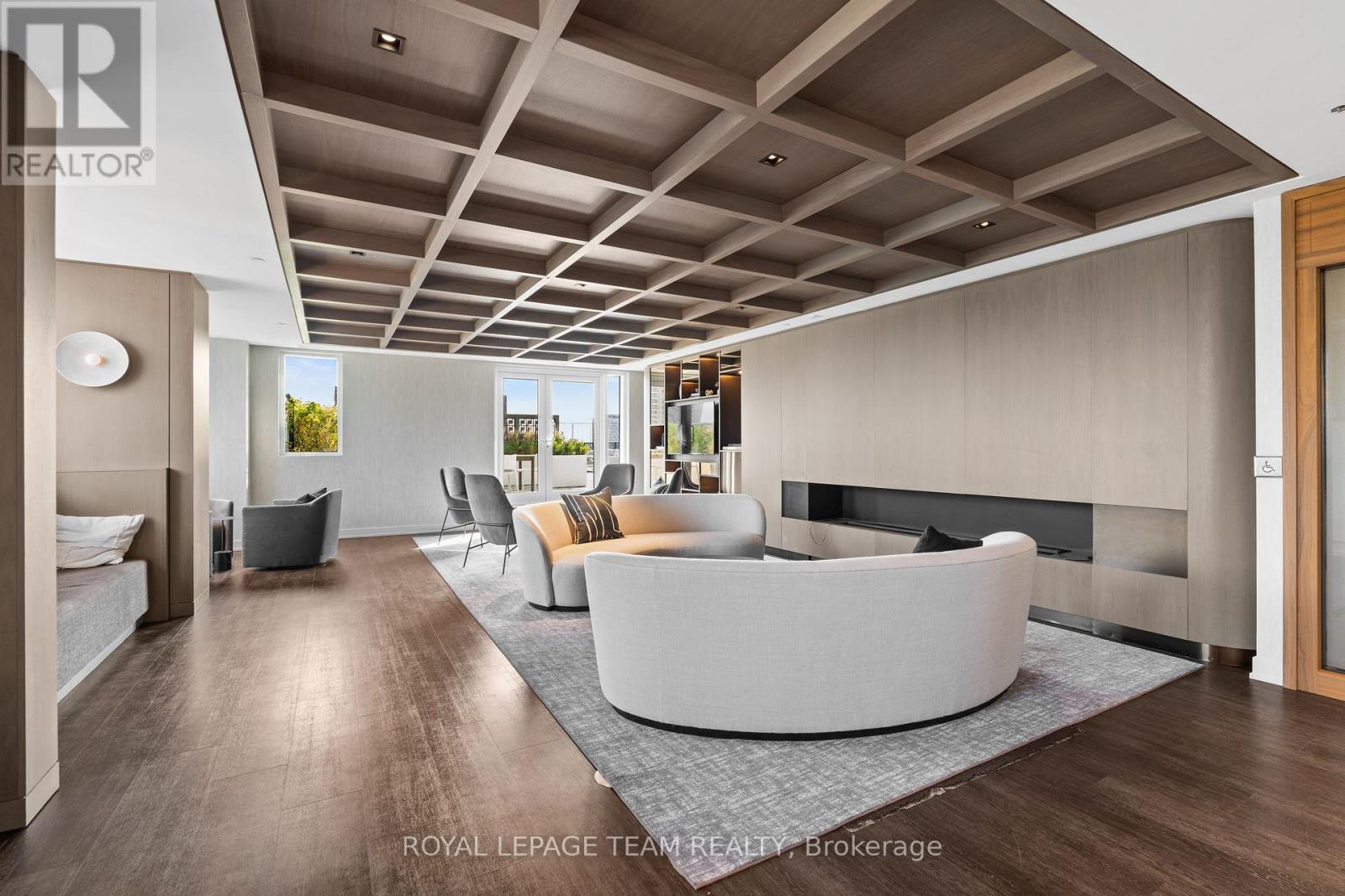 521 - 560 Rideau Street