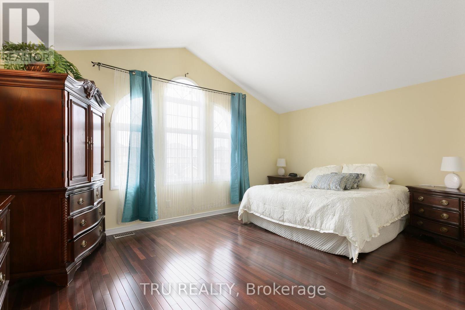 18 Gannet Street W