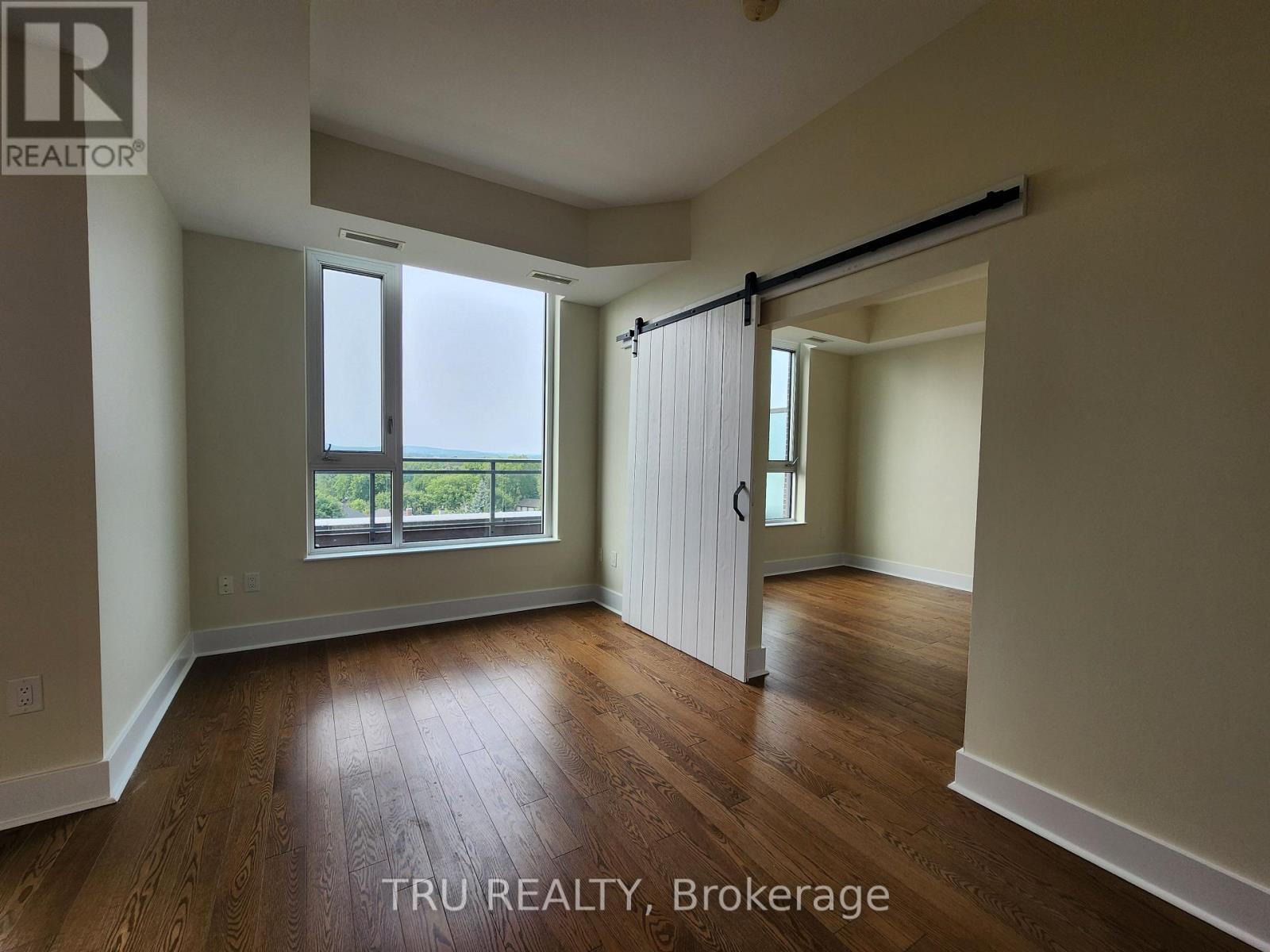 609 - 101 Richmond Road