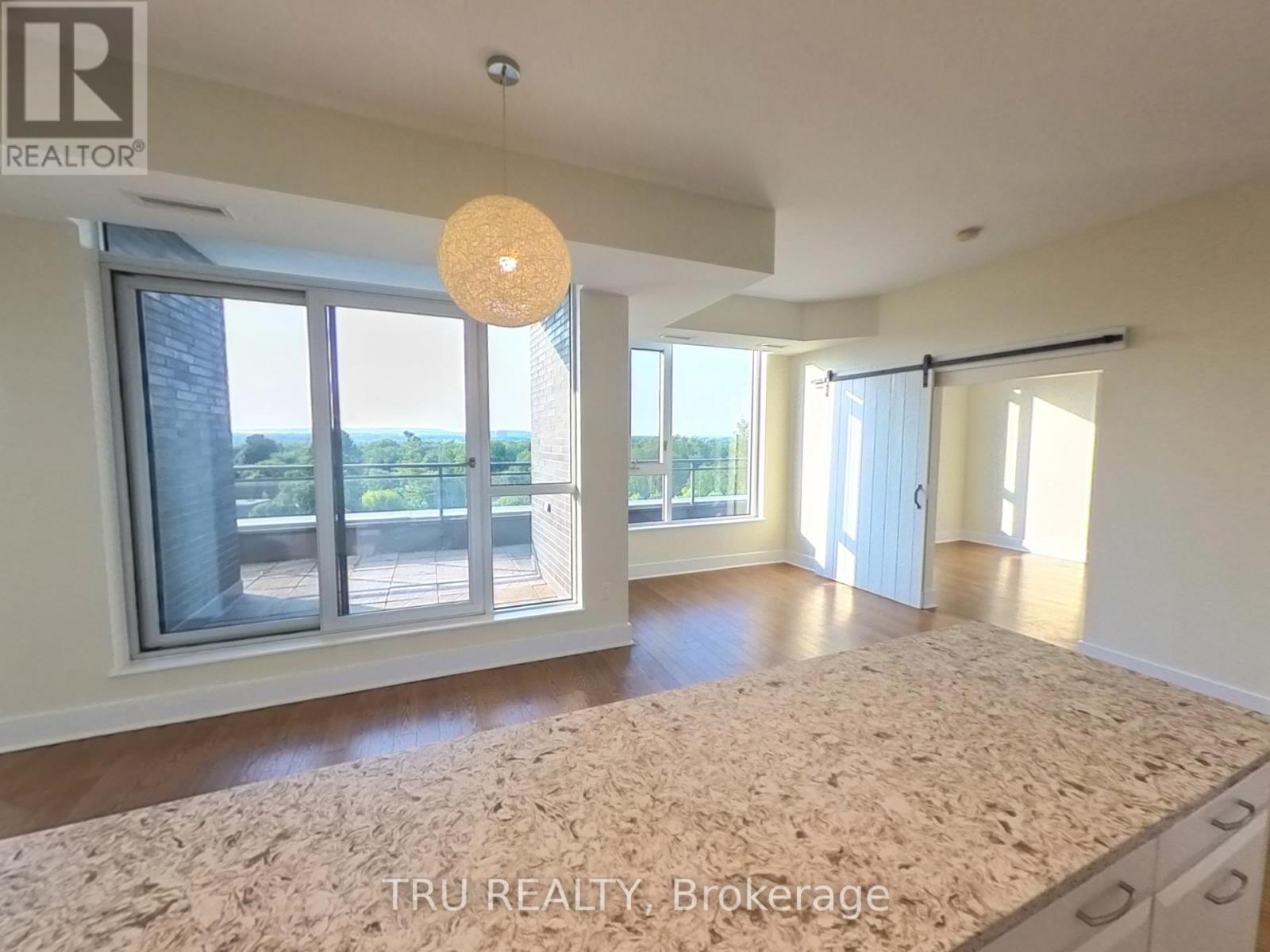 609 - 101 Richmond Road