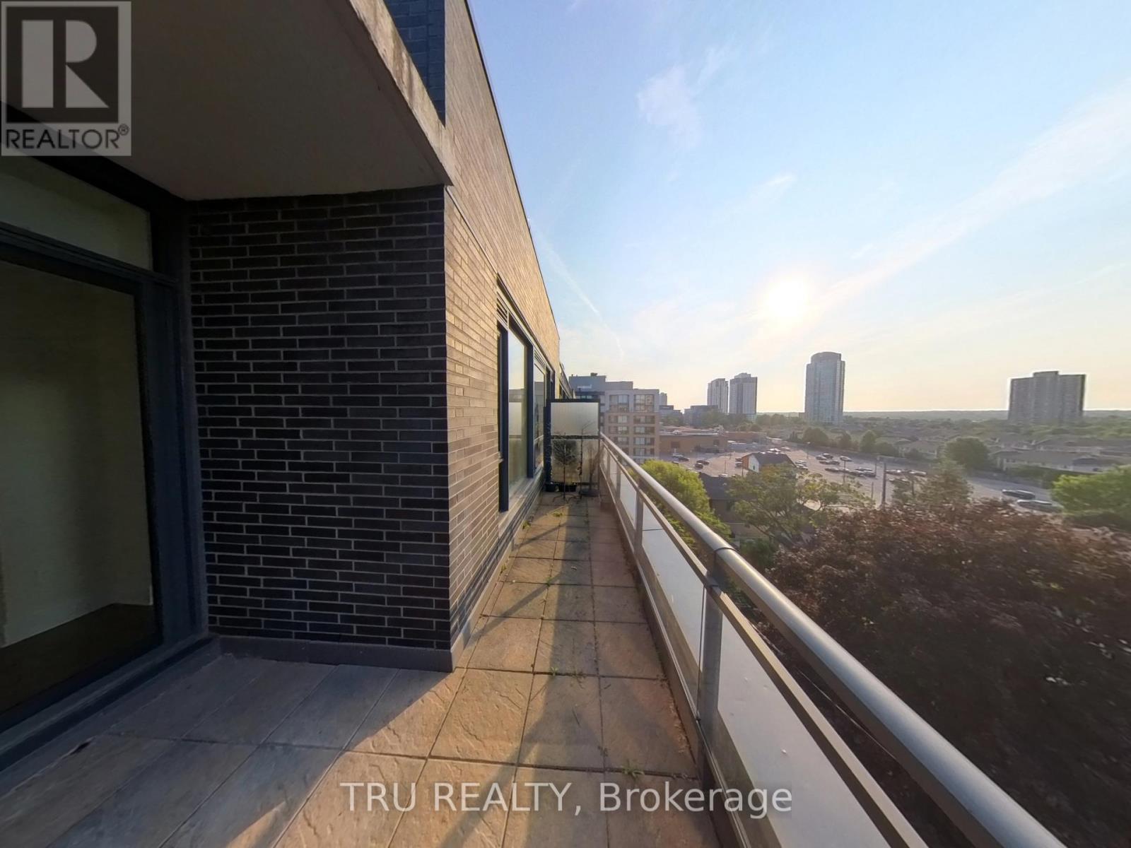 609 - 101 Richmond Road