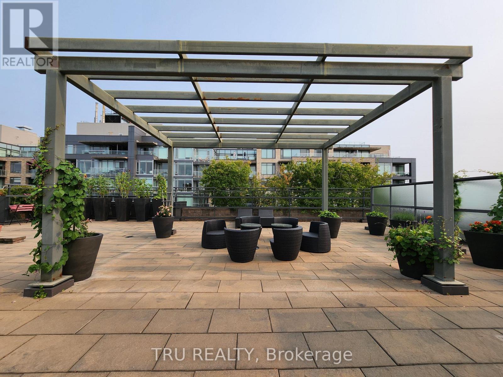 609 - 101 Richmond Road