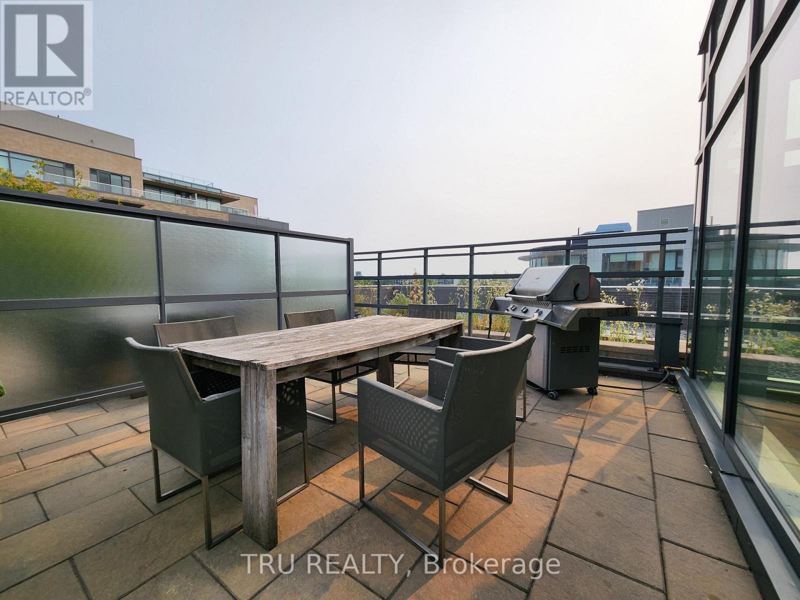 609 - 101 Richmond Road