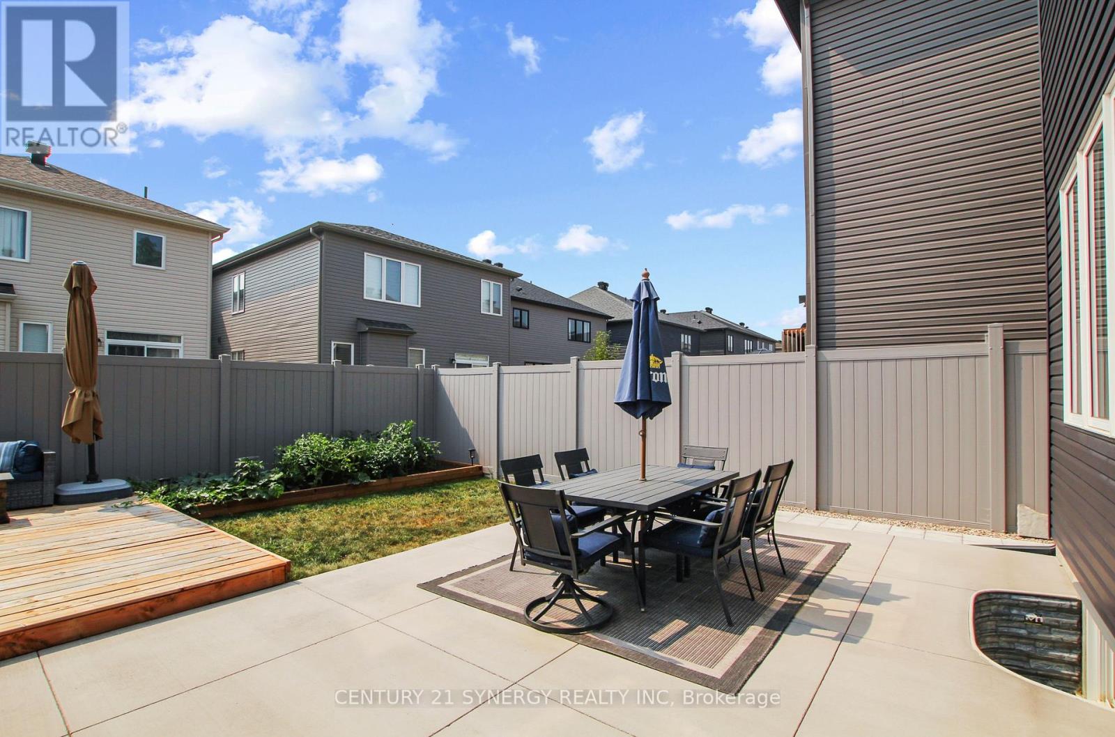 2104 Caltra Crescent
