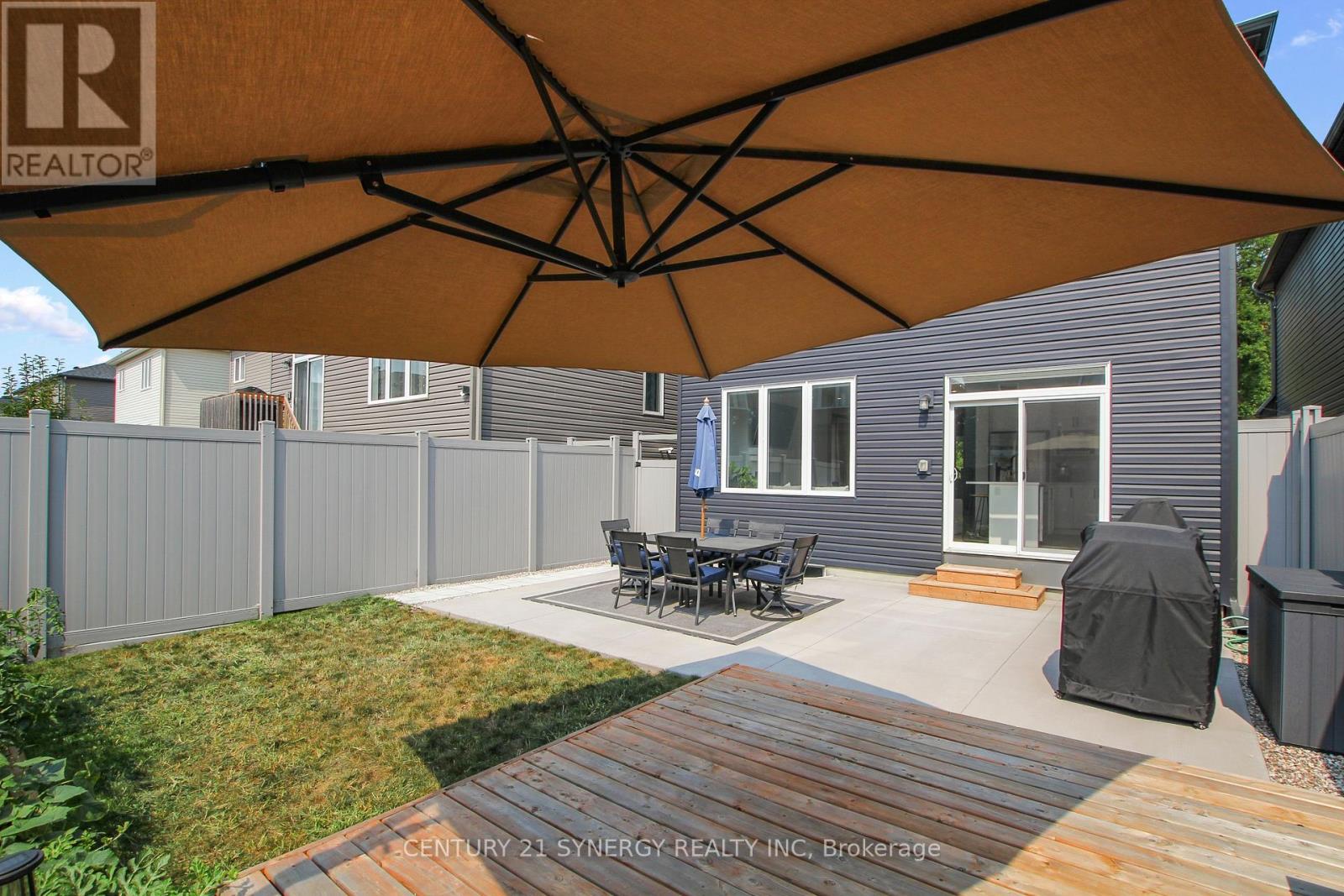 2104 Caltra Crescent