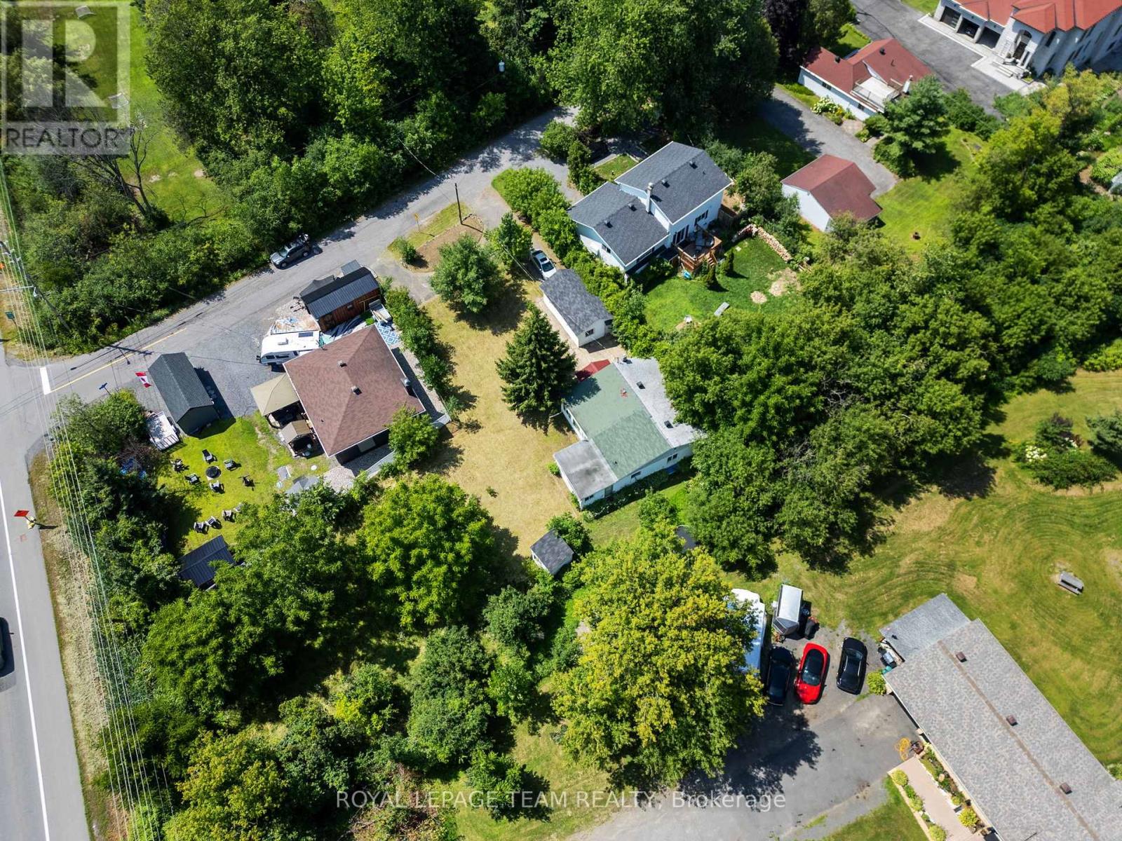 967 West Street W