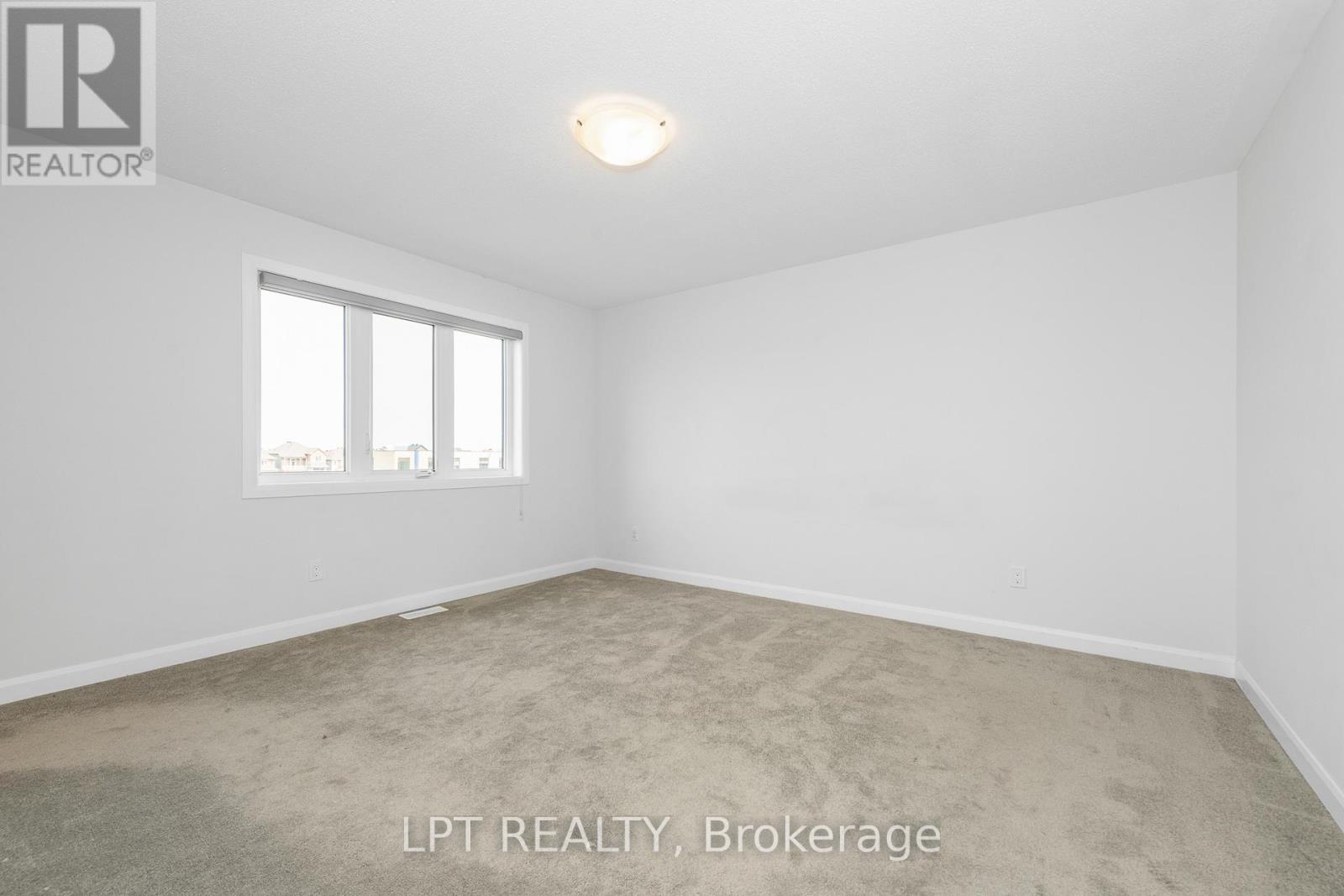 105 Teelin Circle