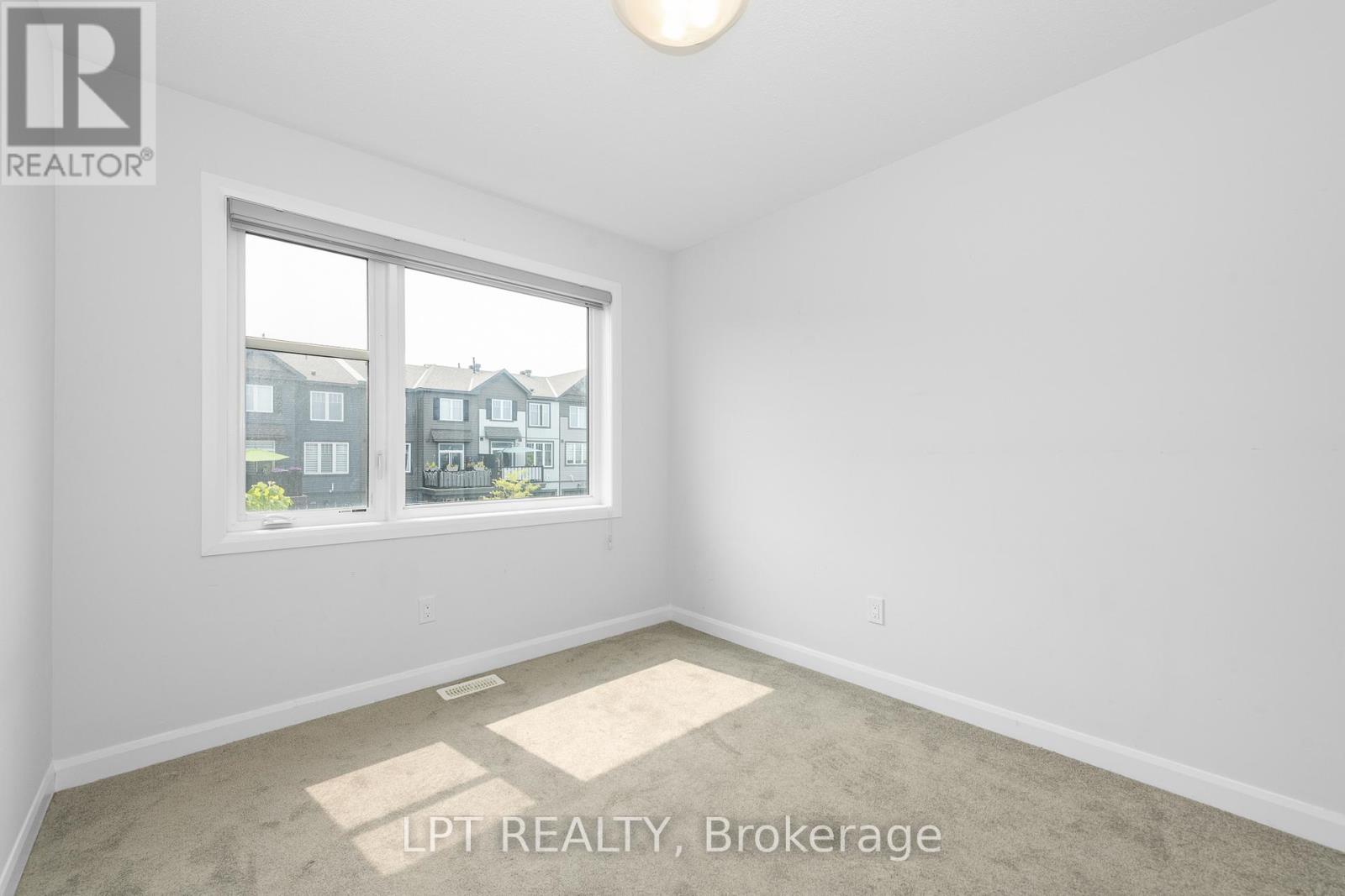 105 Teelin Circle