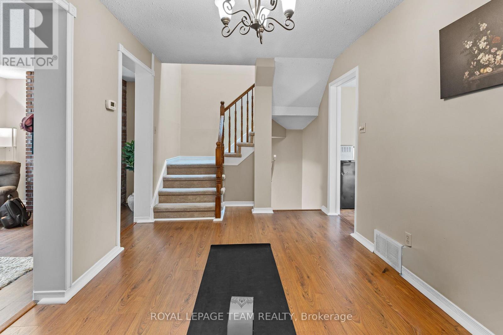 1120 Chimney Hill Way