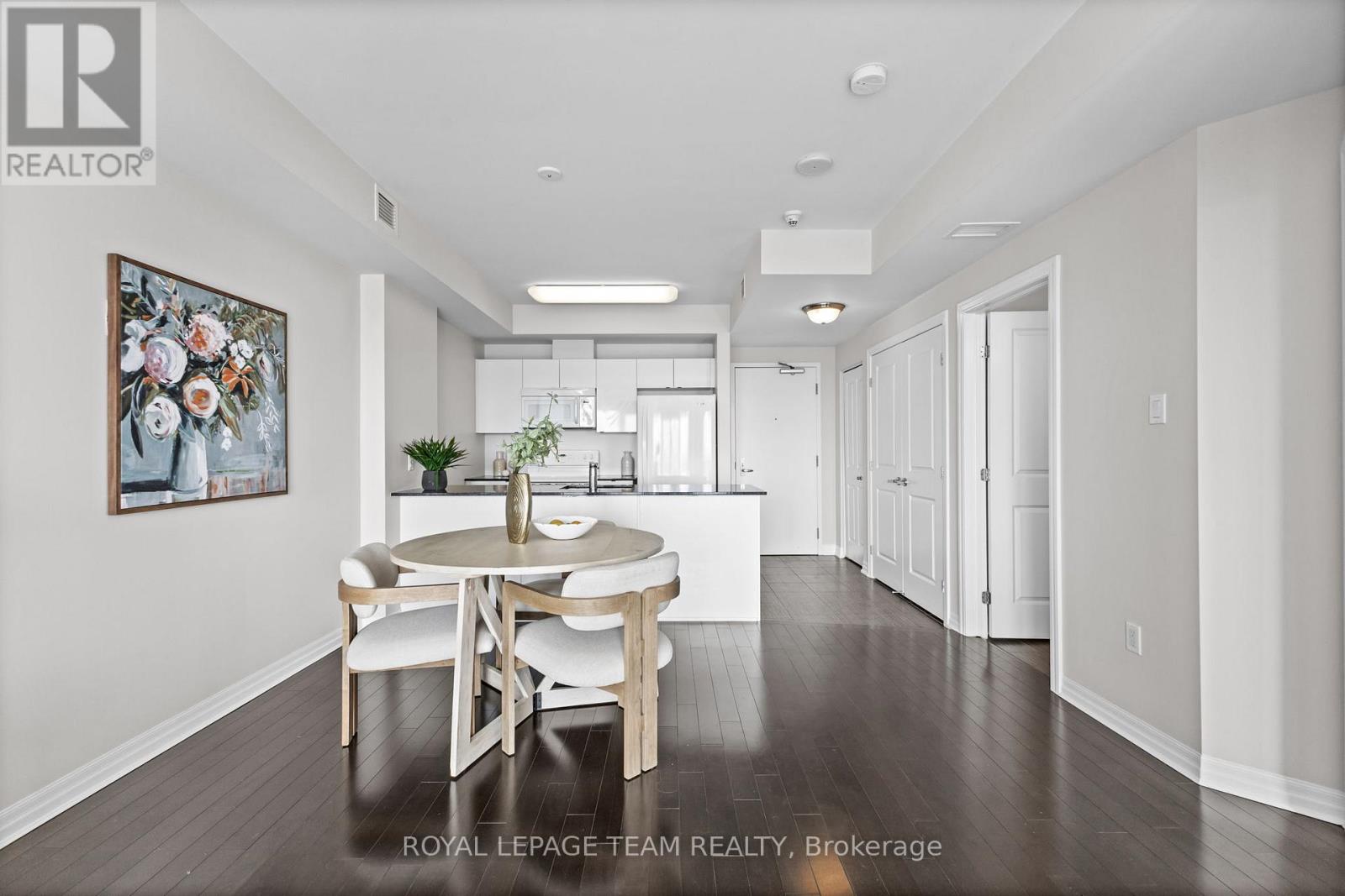 1408 - 90 Landry Street