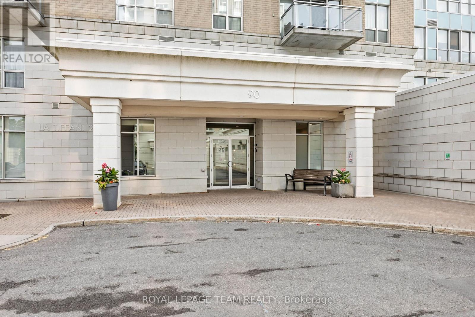 1408 - 90 Landry Street