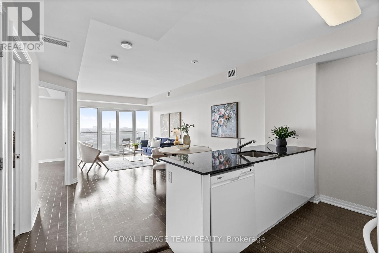 1408 - 90 Landry Street
