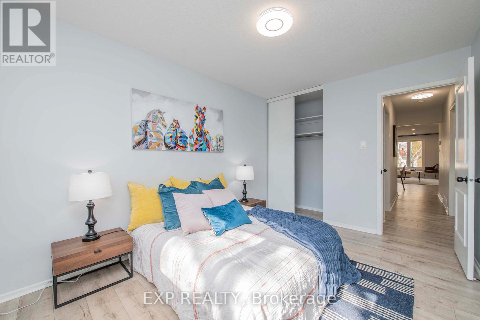 15 Kadeer Way