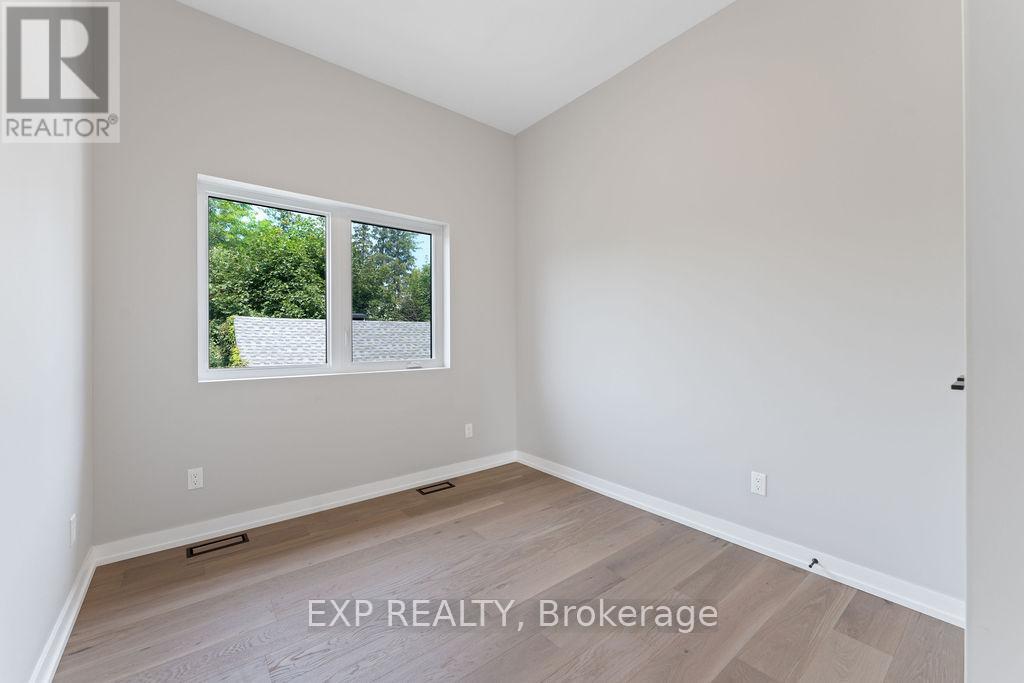 261 Dovercourt Avenue