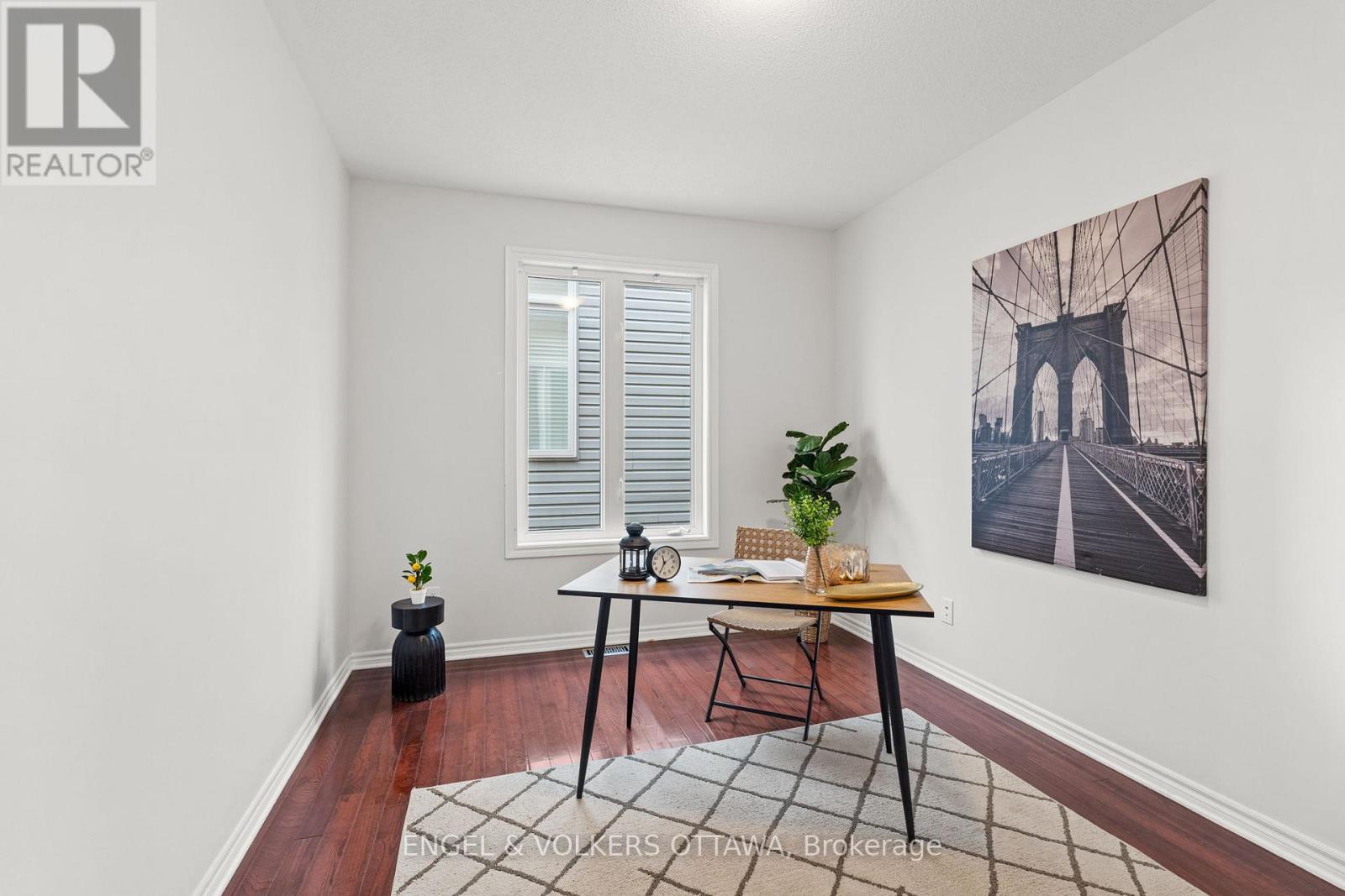 531 Bretby Crescent
