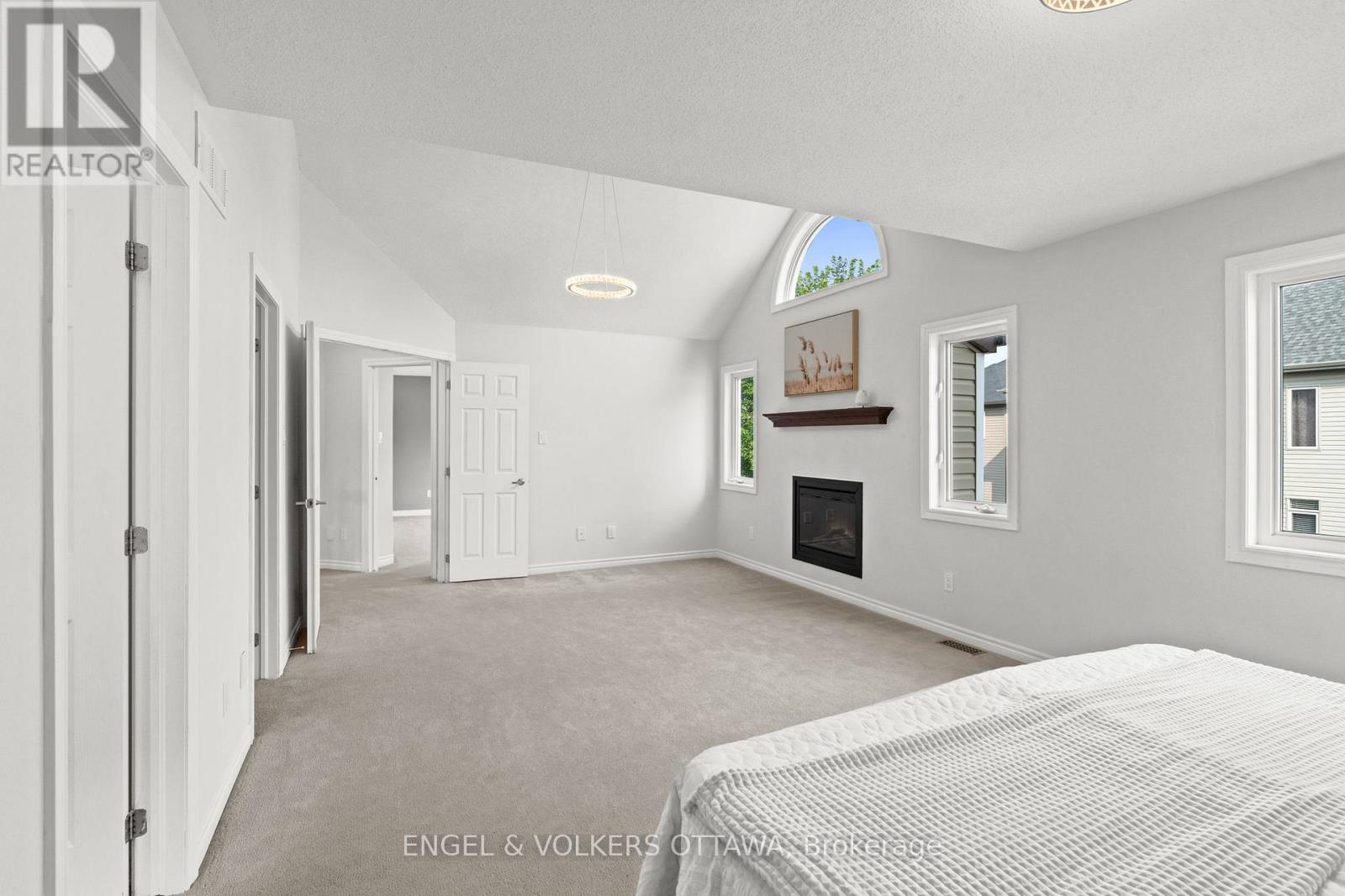 531 Bretby Crescent