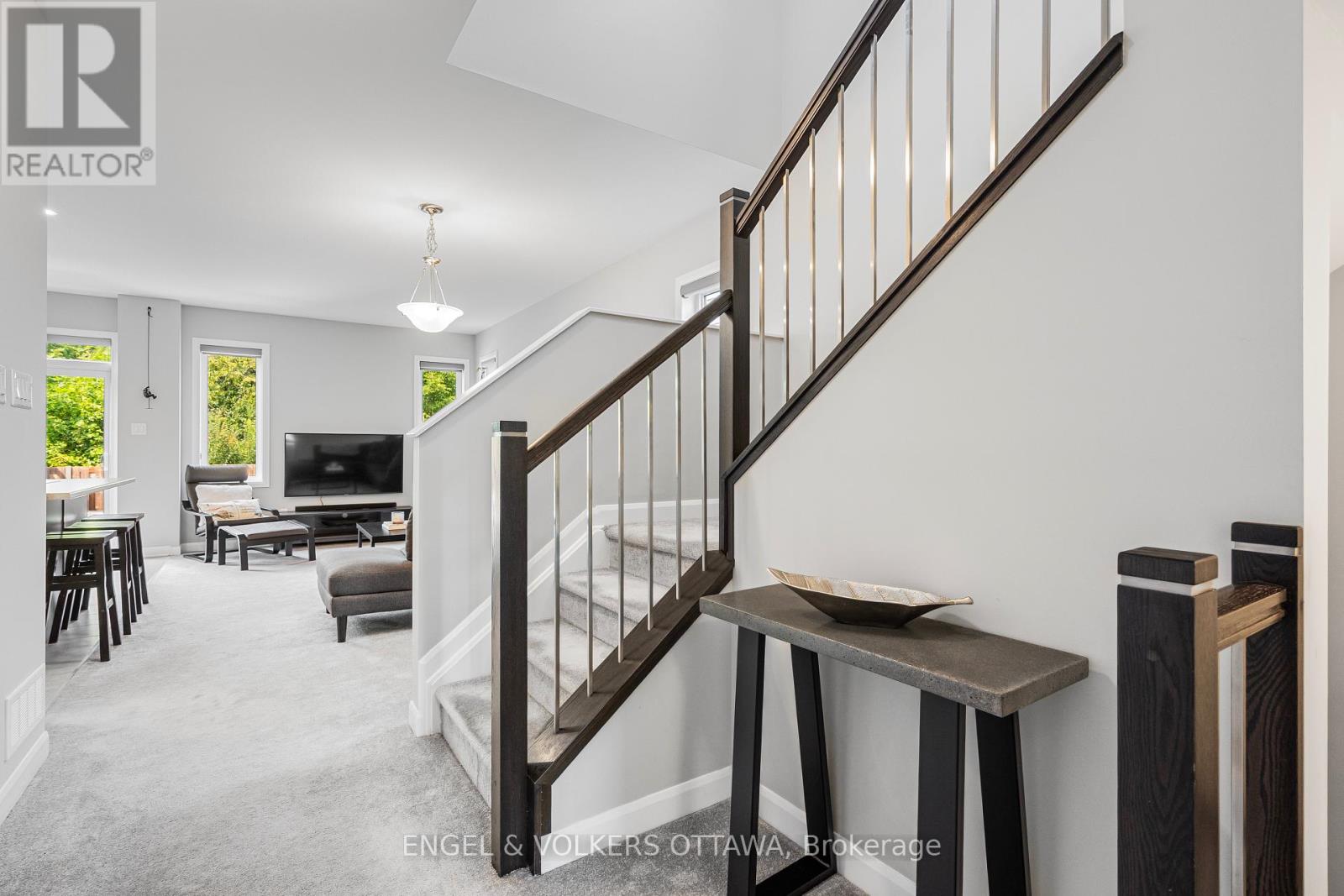 220 Geyser Place