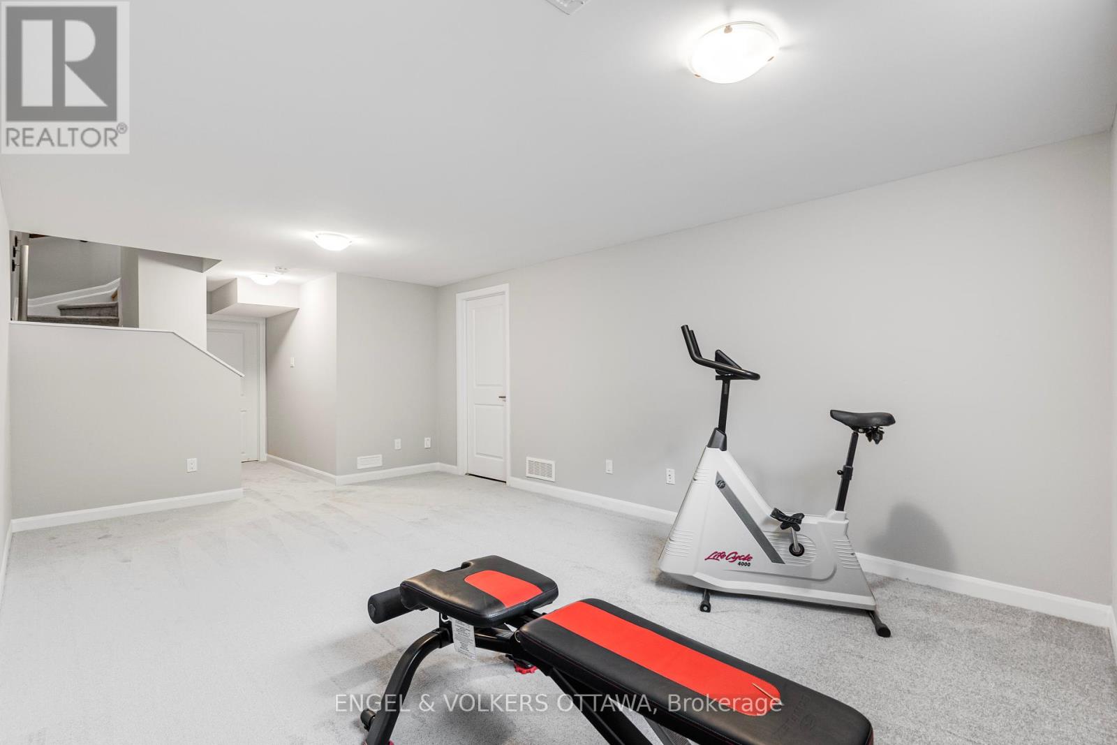 220 Geyser Place