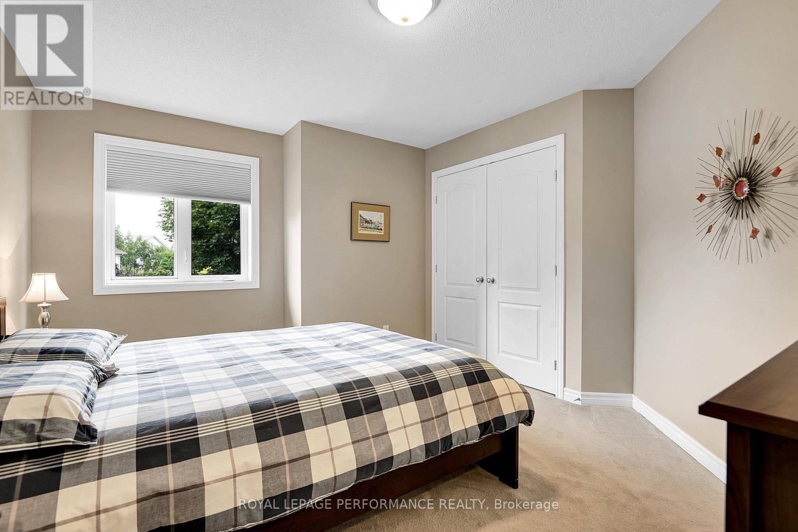 815 Long Point Circle