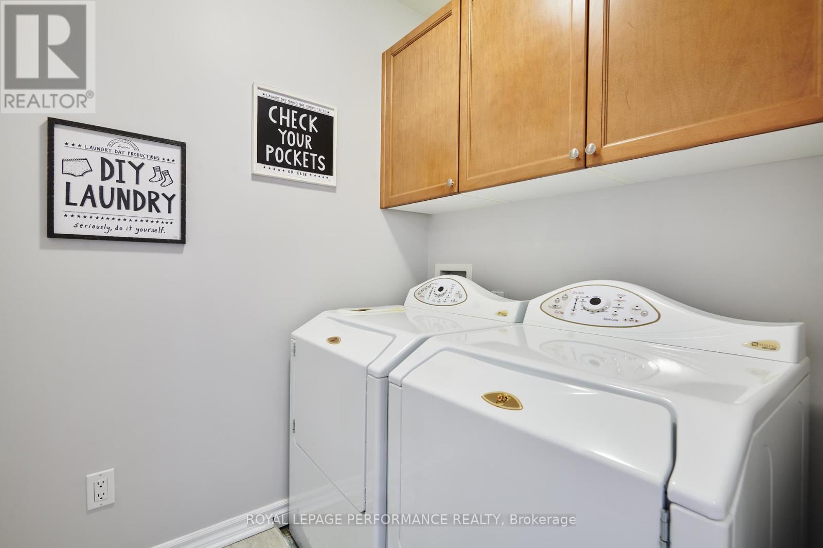 815 Long Point Circle