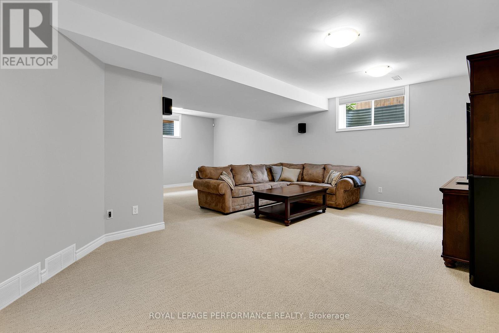 815 Long Point Circle