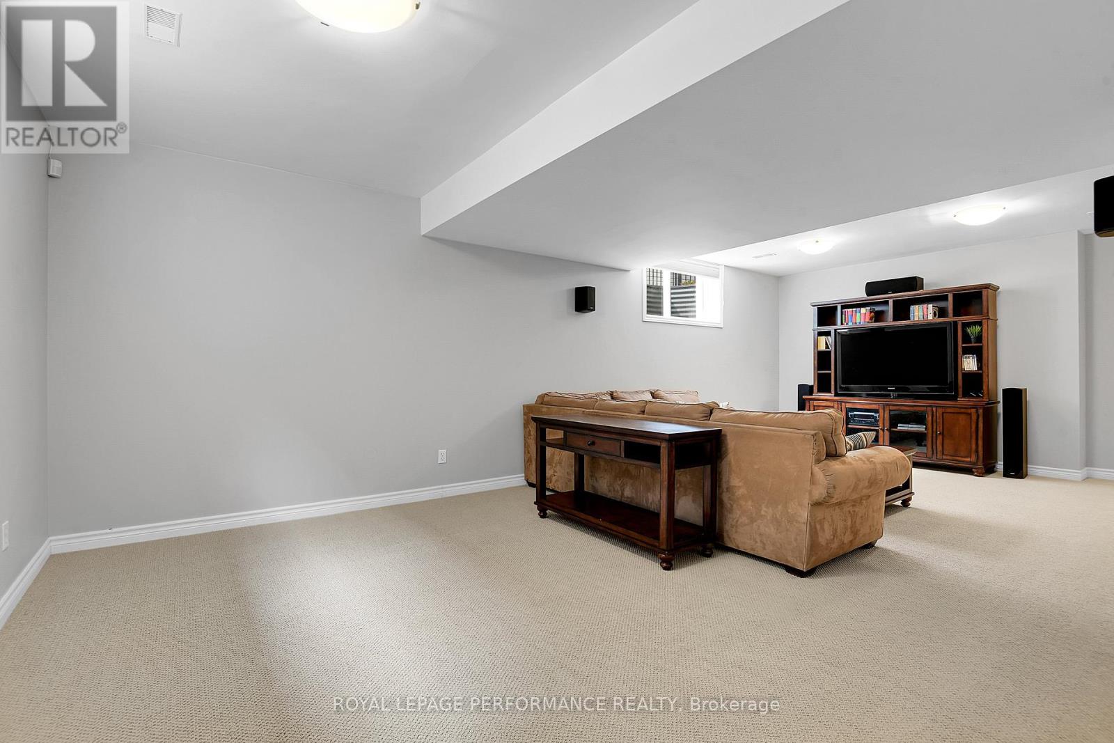 815 Long Point Circle