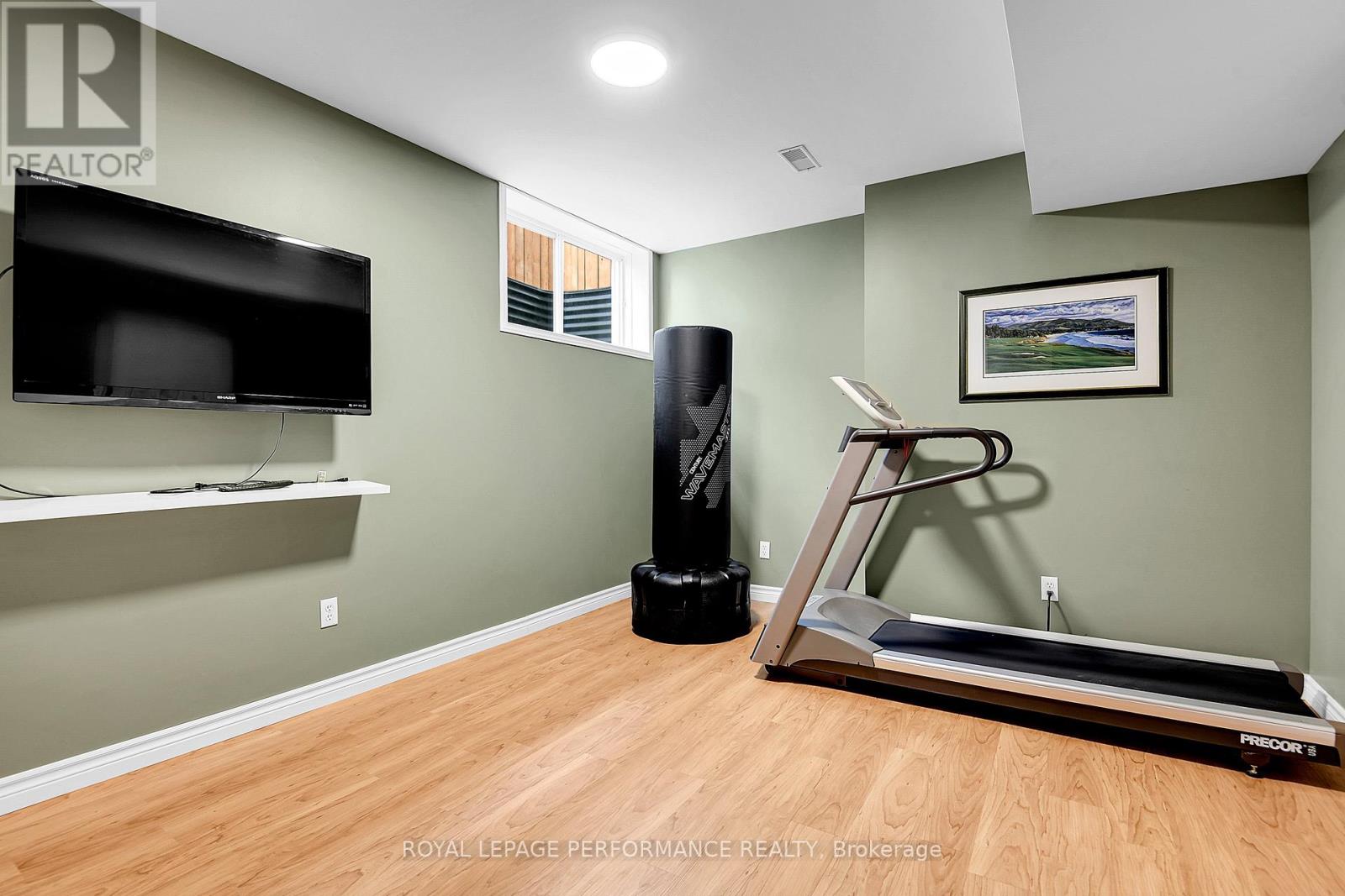 815 Long Point Circle