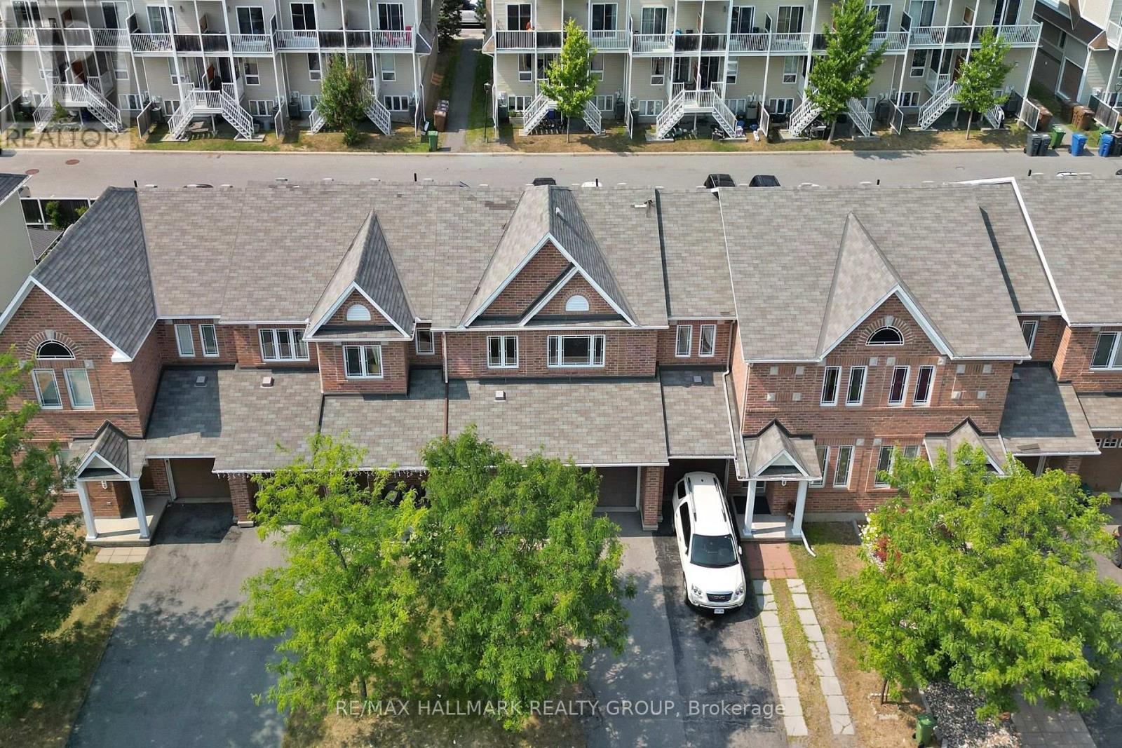 418 Temiskaming Crescent