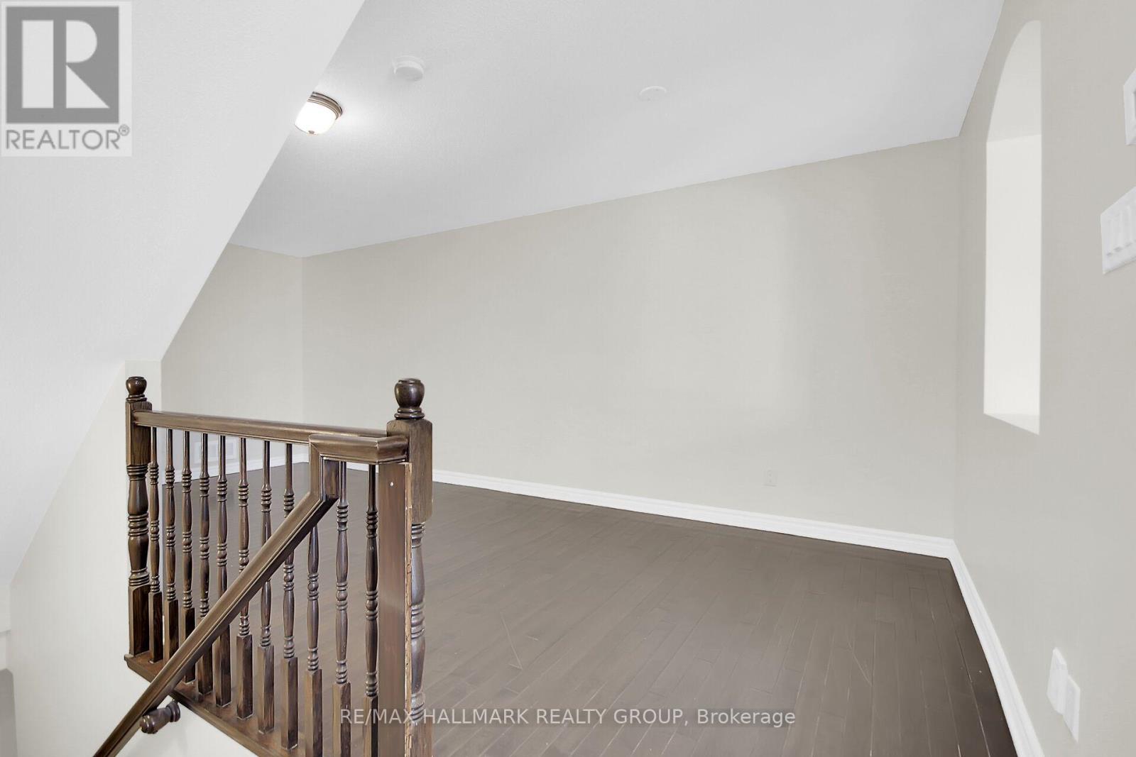 418 Temiskaming Crescent