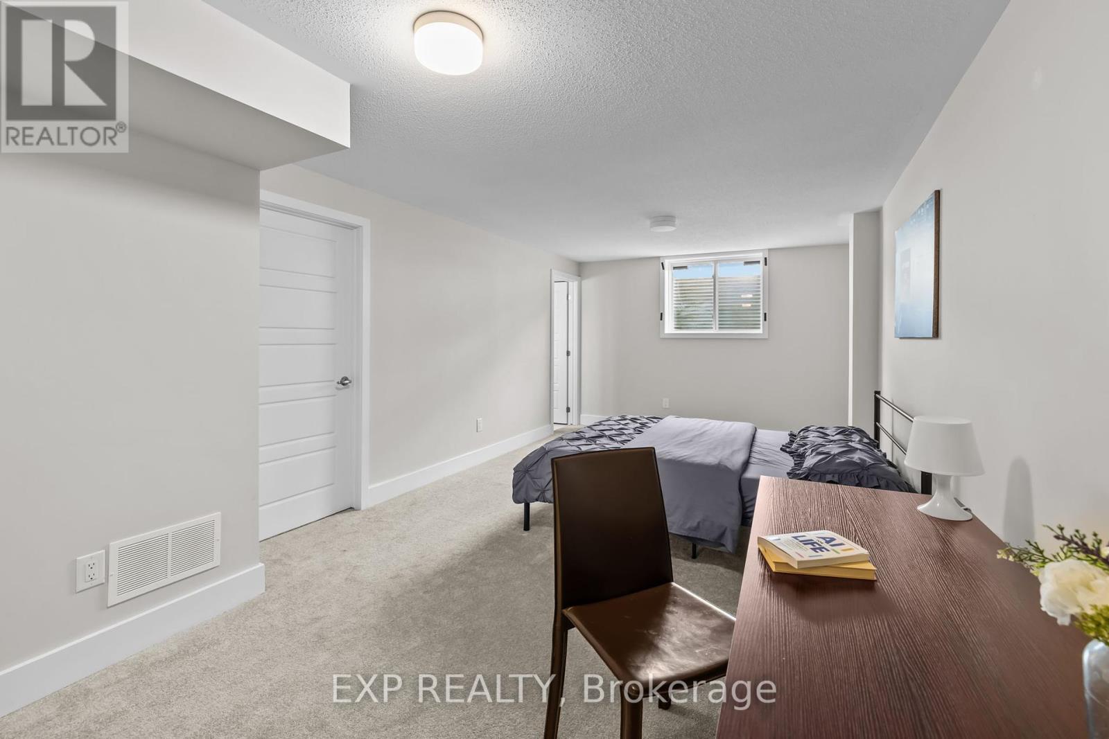 288 Billrian Crescent