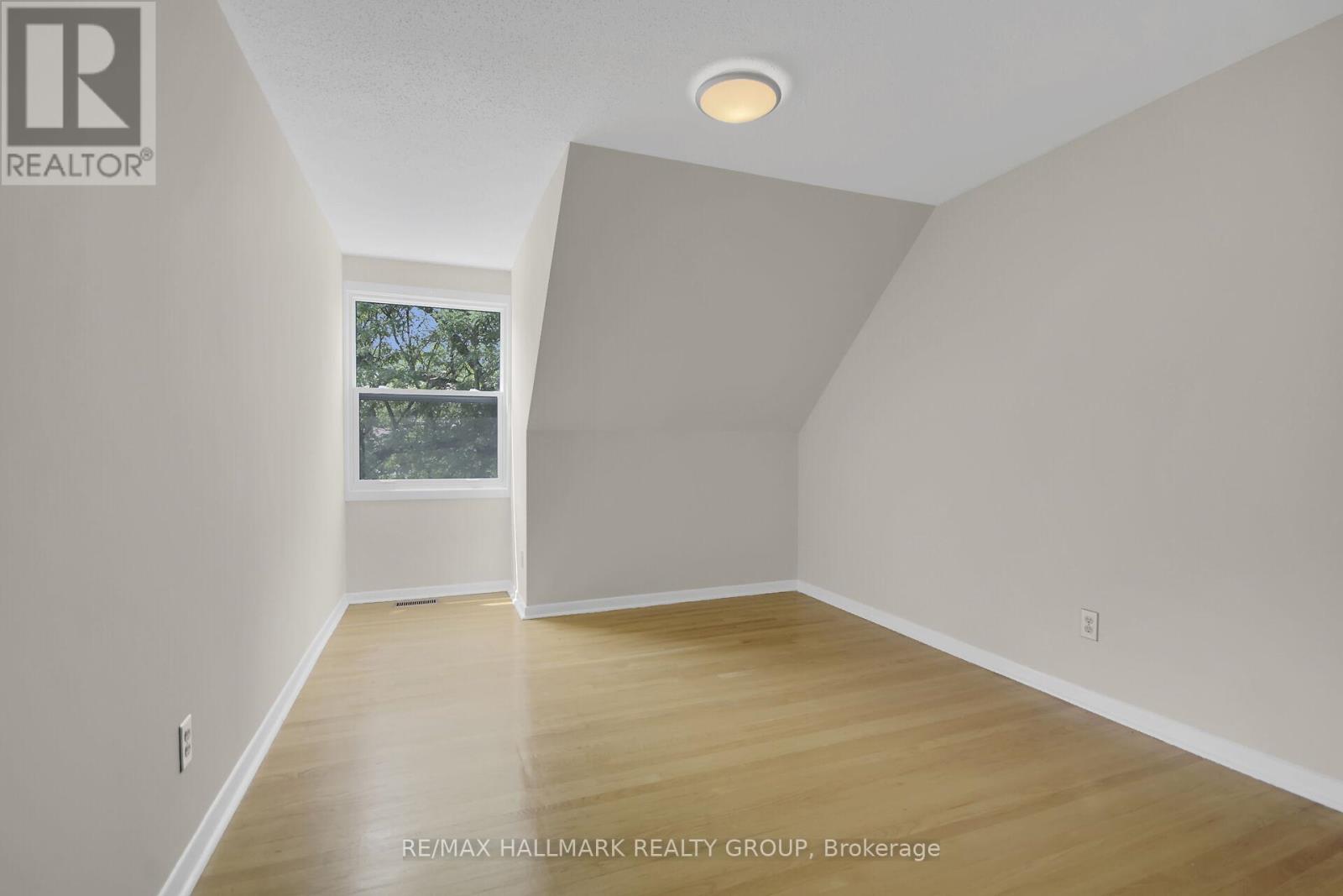 51 Charkay Street