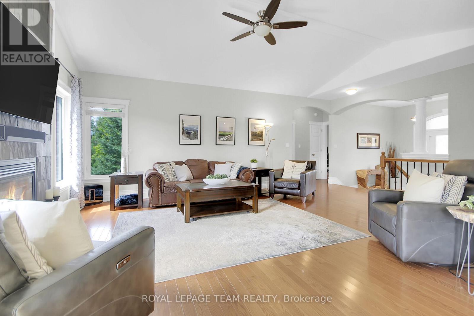 1484 Cobe Terrace