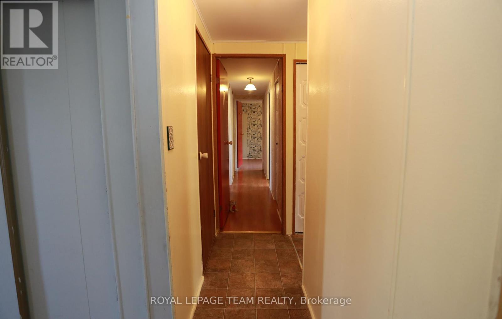 3 Fringewood Drive